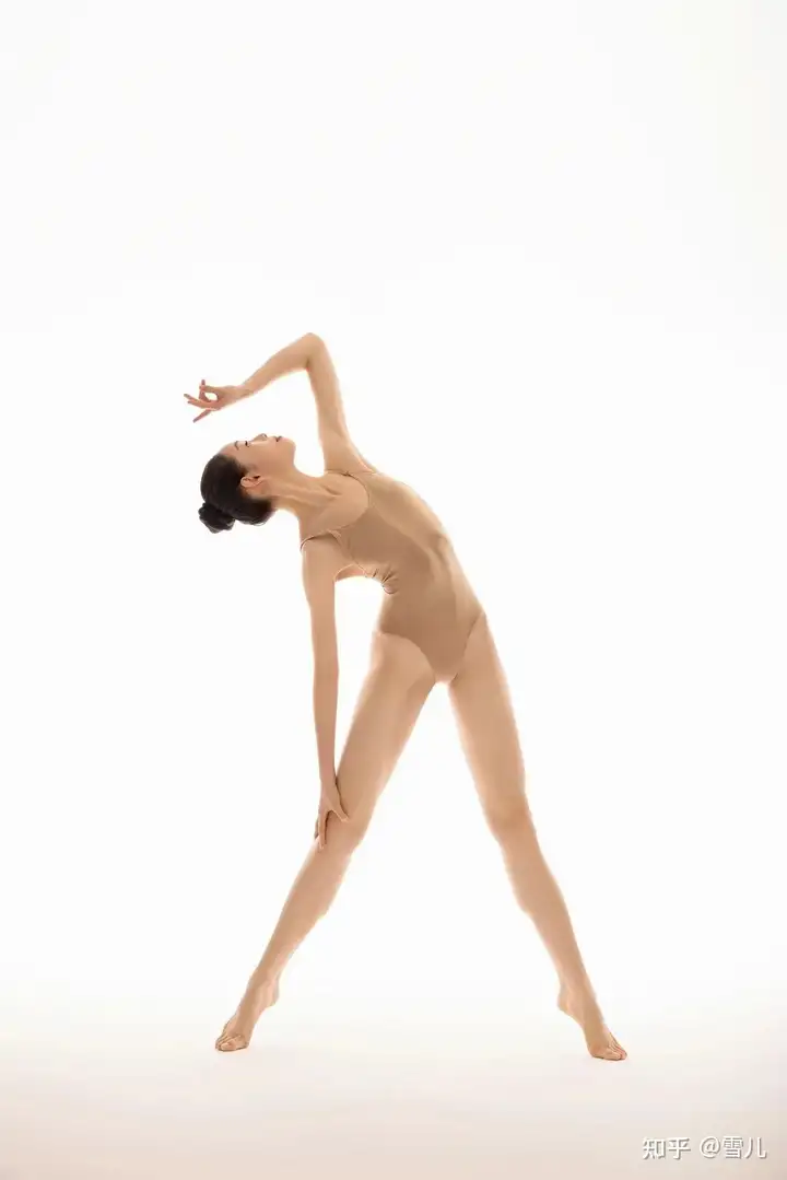 v2-8cf16fdb7170c62b5766007a79371ba5_720w.webp (720×1079)