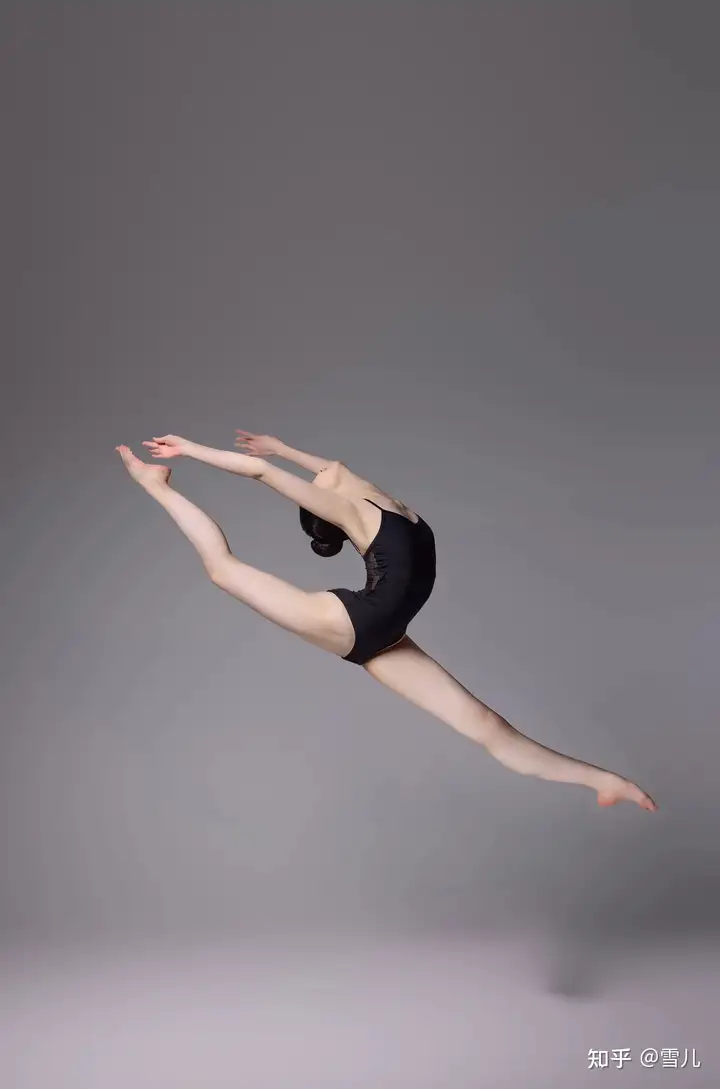 v2-97d297e7f122cf3f190e2e29e3c5a118_720w.webp (720×1089)