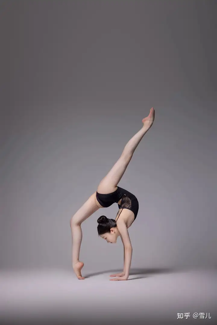 v2-562bb7a3e69f020c860e143141773610_720w.webp (720×1080)