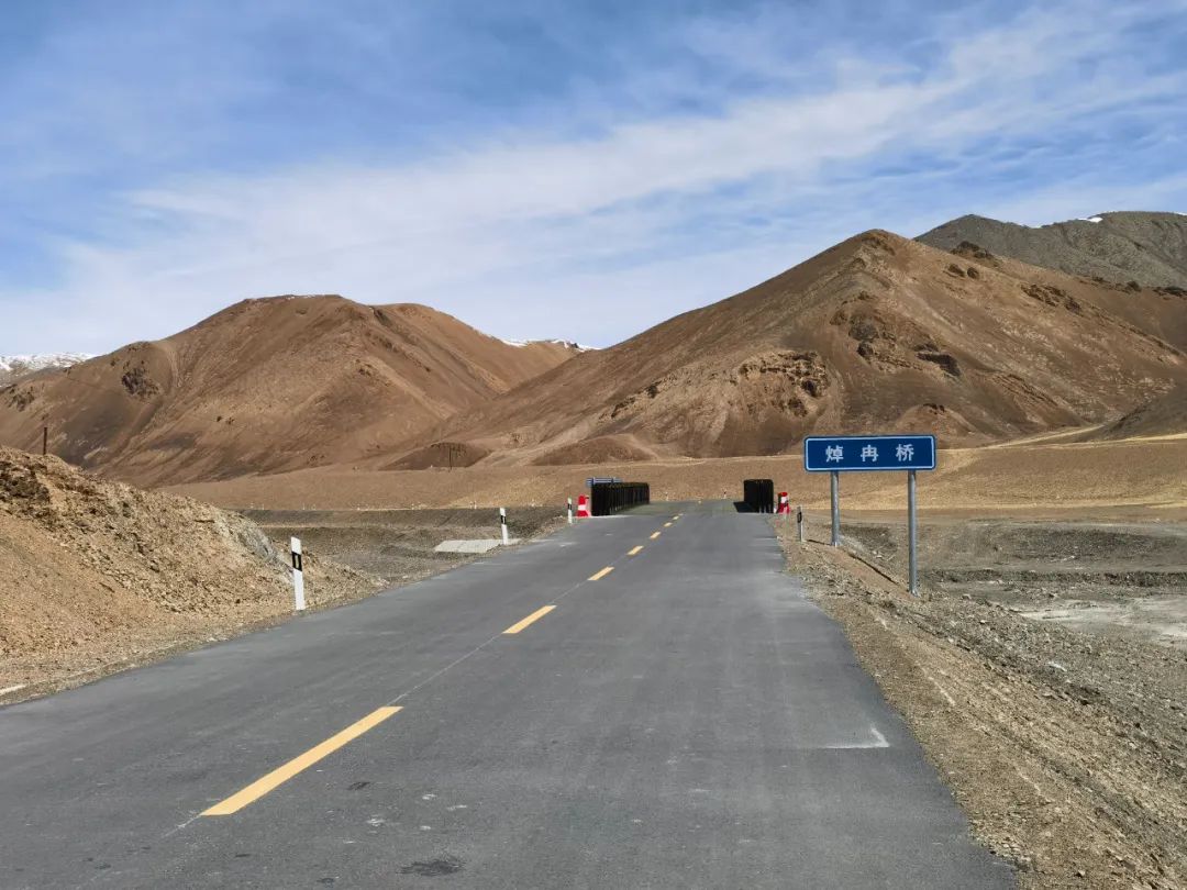 cb1127c1b2924a0dad9e20d470de00e0~tplv-tt-origin-web:gif.jpeg?_iz=58558&from=article.pc_detail&lk3s=953192f4&x-expires=1736993715&x-signature=MWY9APWge9g5nL%2F7jO99W4H9T98%3D